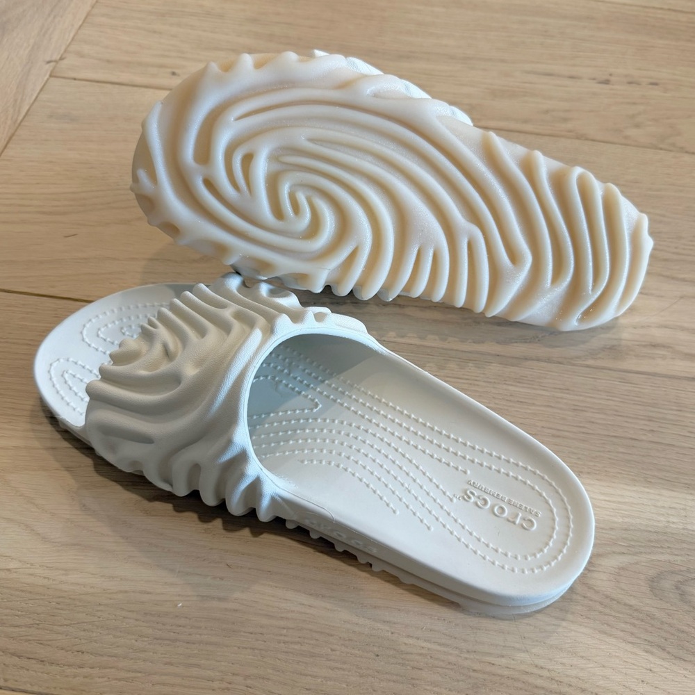 〰️ Crocs x Salehe Bembury Pollex slide (W7)